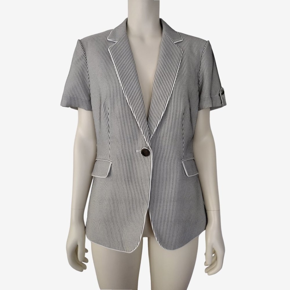 Vintage Black and White Striped Short Sleeved Lightweight Blazer Jacket